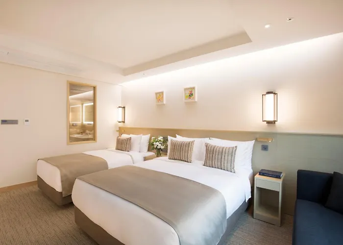 Bay Hotel 3*